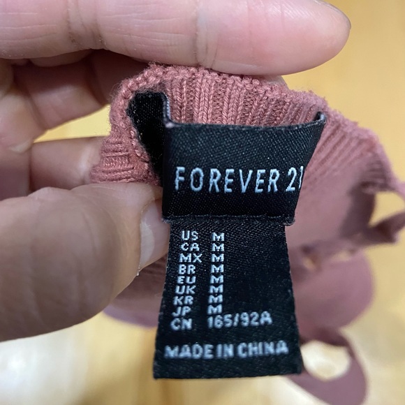 Dusty Pink Cropped Tank with Side Cut Outs - Picture 4 of 4